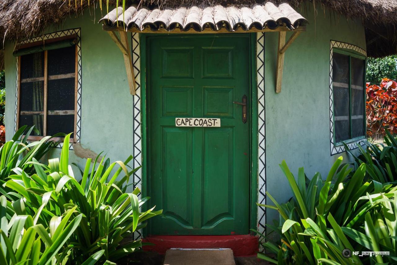 The Akwidaa Inn Exterior foto